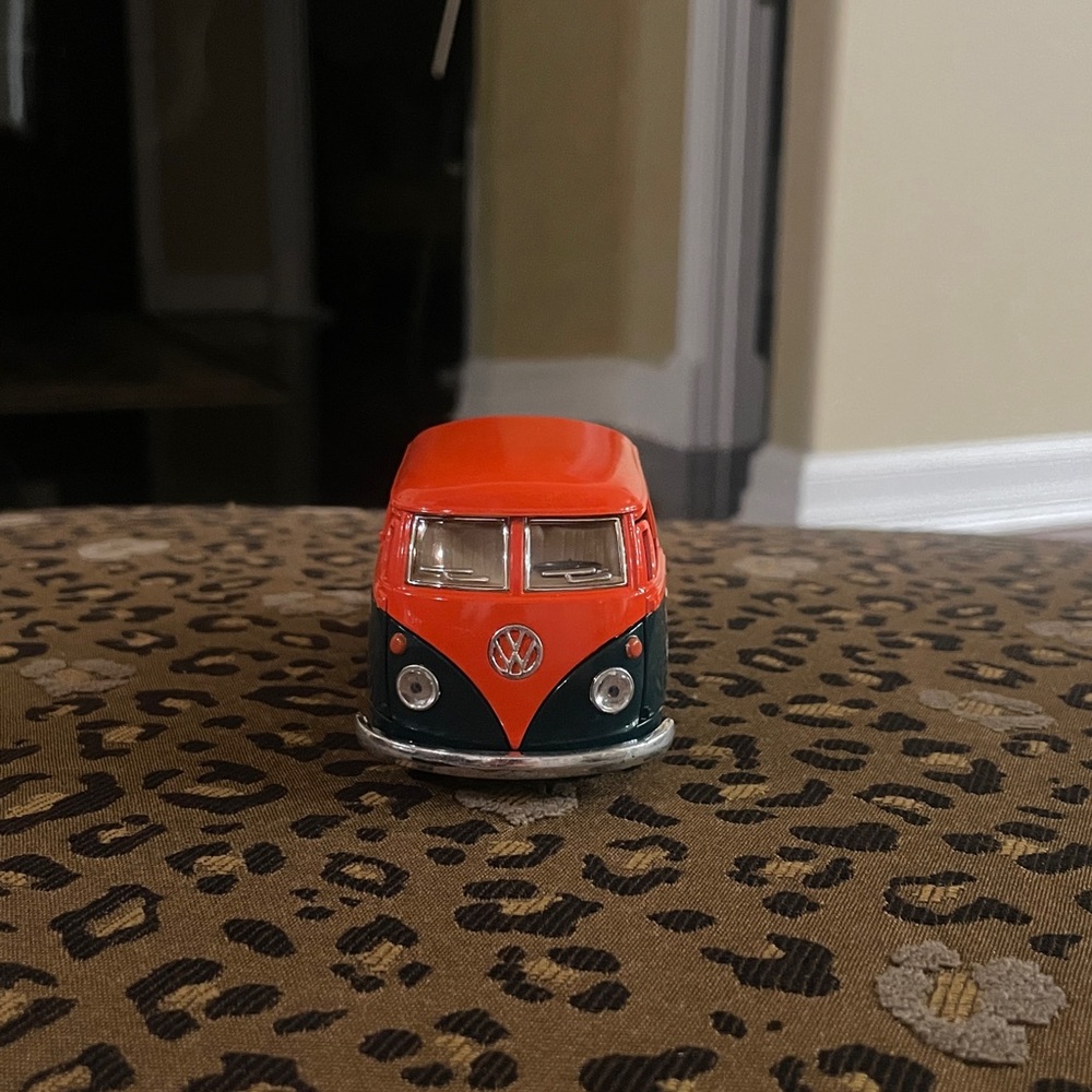 Vintage Diecast Model Van with Red and Black Design - Picture 3 of 5
